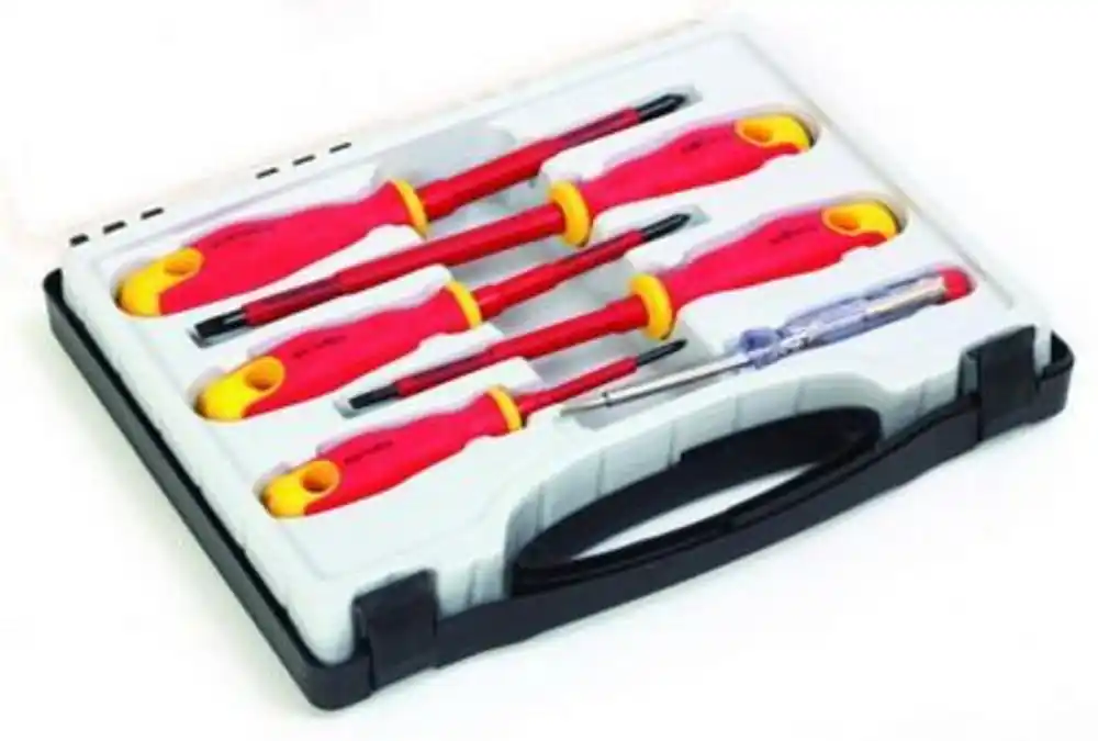 Comandă acum Set de șurubelnițe electrice de 6 KLC