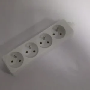 Priză 4X 250V pentru cablu Reducere specială