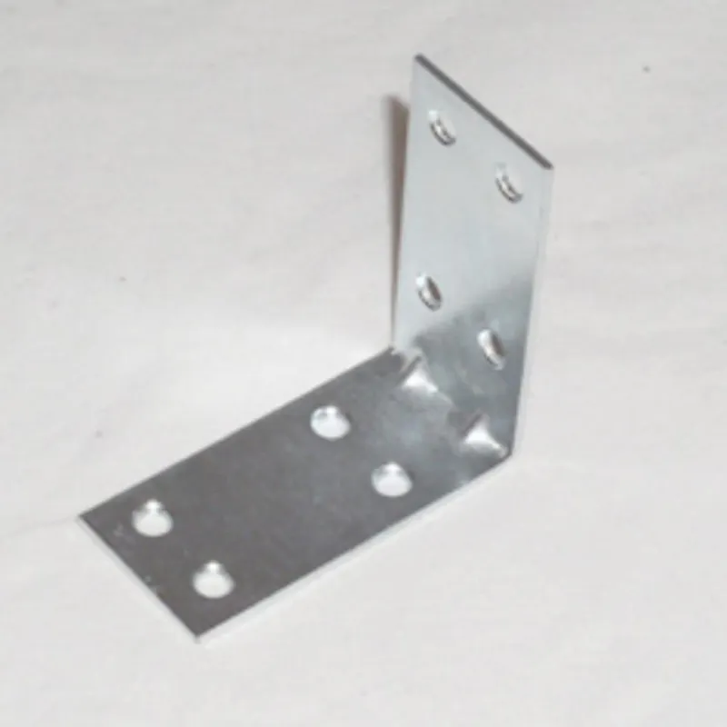 Coltar metalic 60x60x30 mm /8-gauri/50 buc KLC Mai ieftin