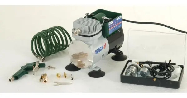 Ofertă Kit aerograf cu mini compresor DEDRA DED7470 300W, 3, 5bar